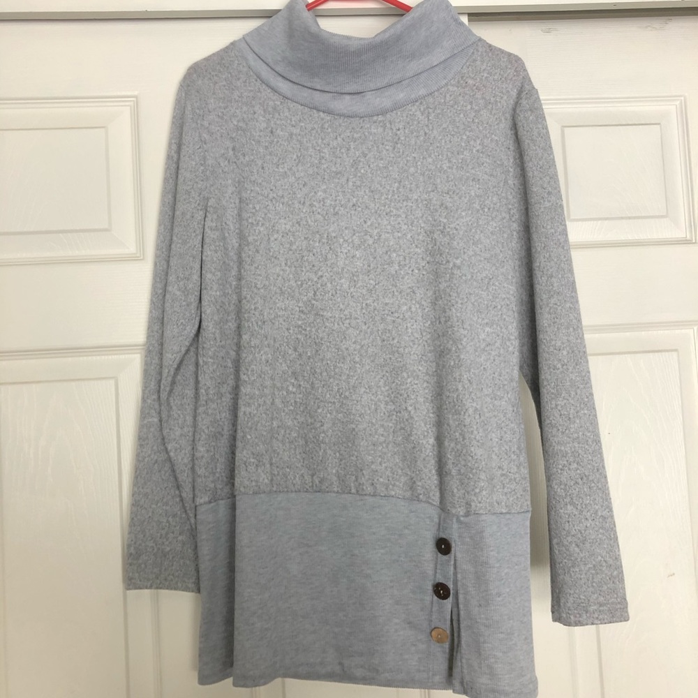 Womens Long sleeve Top